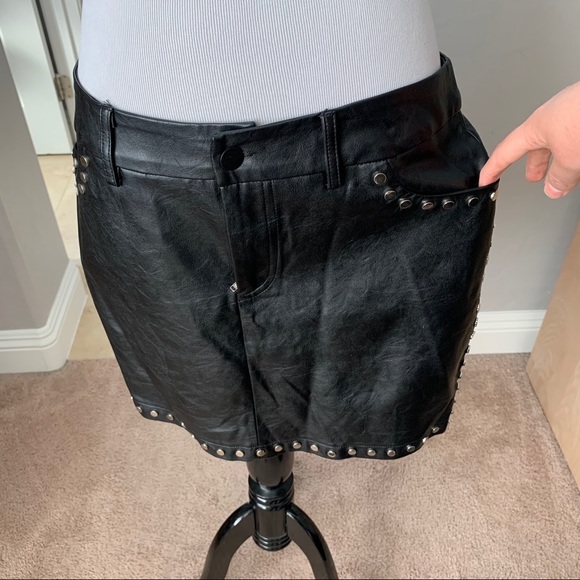 NWT Forever 21 Faux leather studded skirt large - Picture 7 of 10